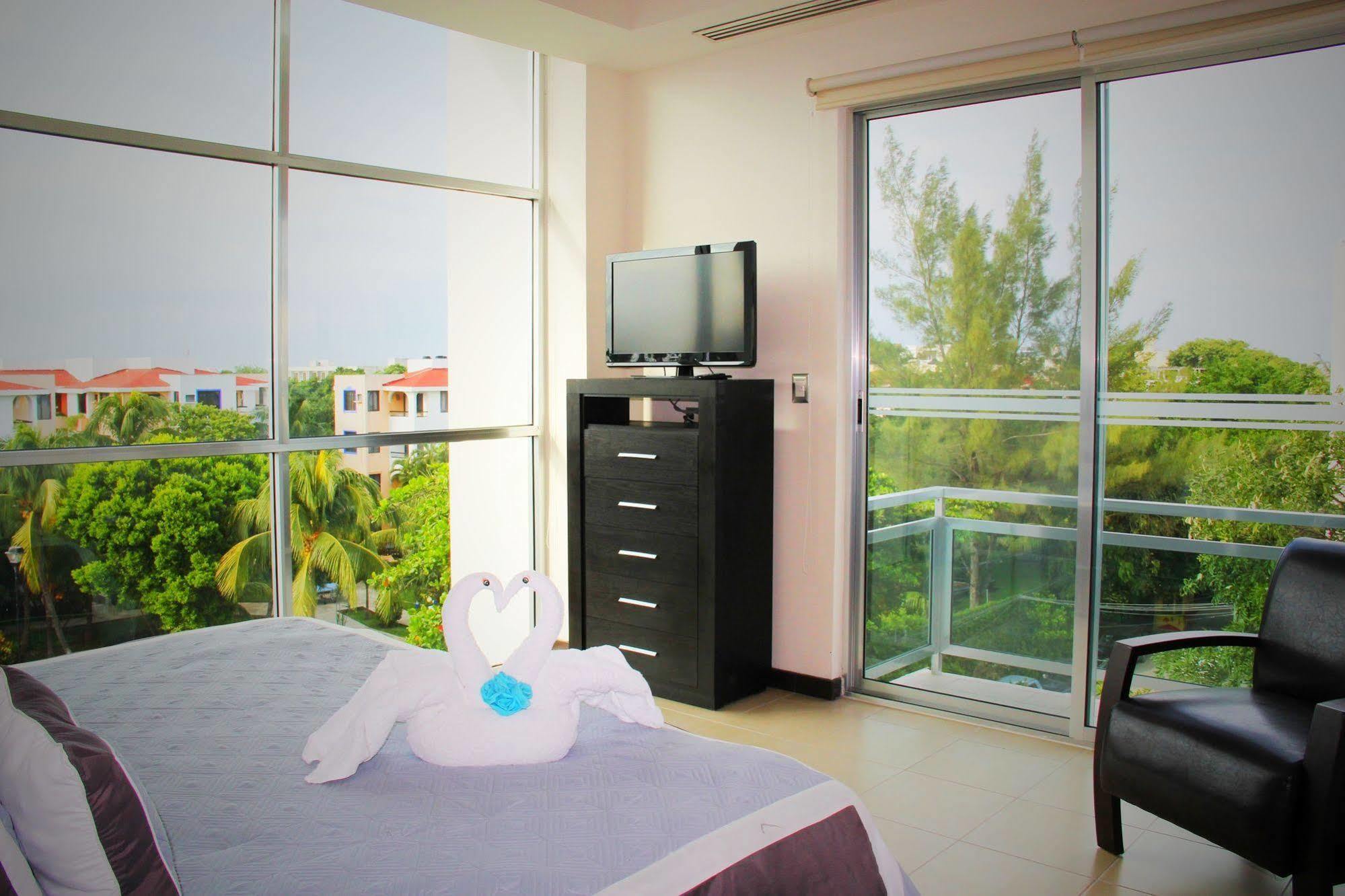 Condoplaza San Pedro Playa del Carmen Extérieur photo